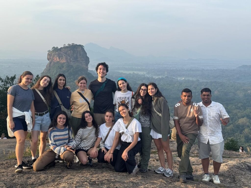 Chinthaka De Silva Tours