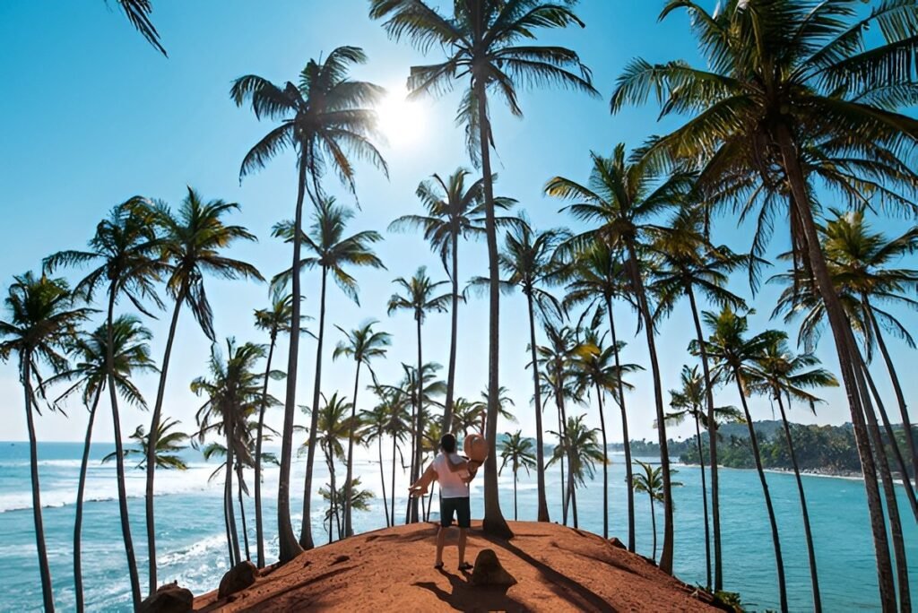 Atardecer romántico en Mirissa durante escapada en Sri Lanka